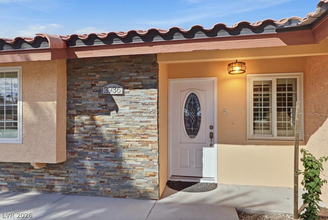 3936 Jewel Avenue Las Vegas NV 89121