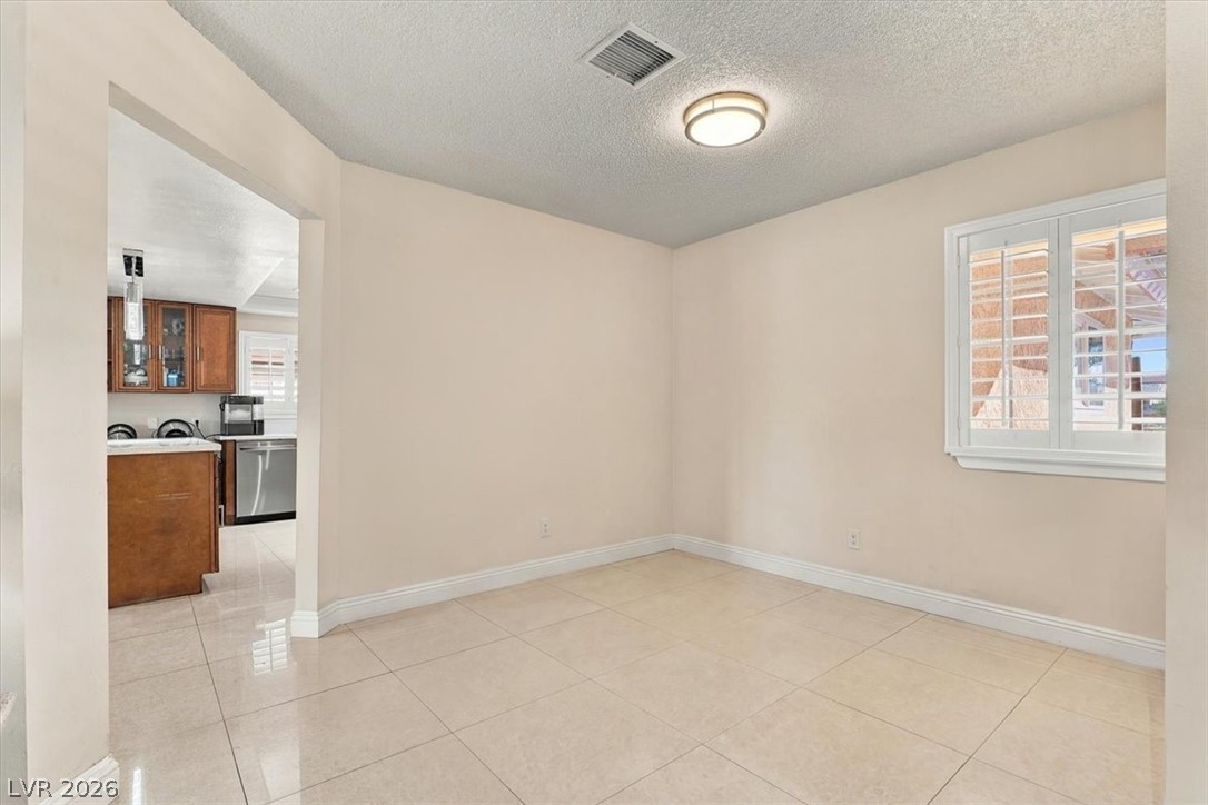 3936 Jewel Avenue Las Vegas NV 89121