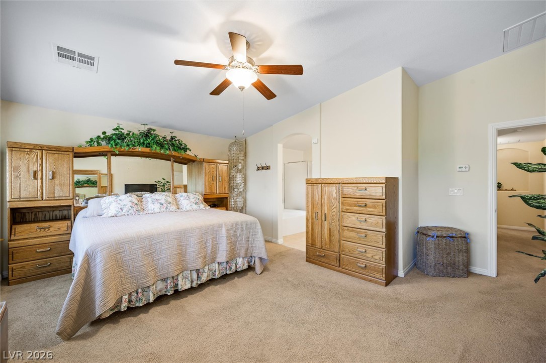 213 Whitetail Archery Avenue North Las Vegas NV 89084