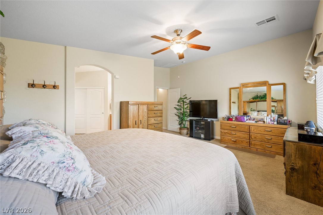 213 Whitetail Archery Avenue North Las Vegas NV 89084