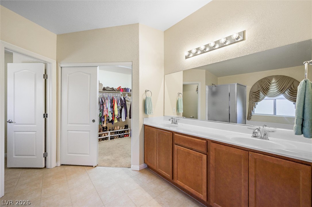 213 Whitetail Archery Avenue North Las Vegas NV 89084