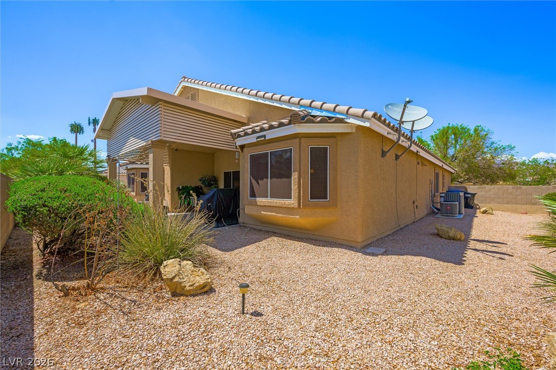 213 Whitetail Archery Avenue North Las Vegas NV 89084