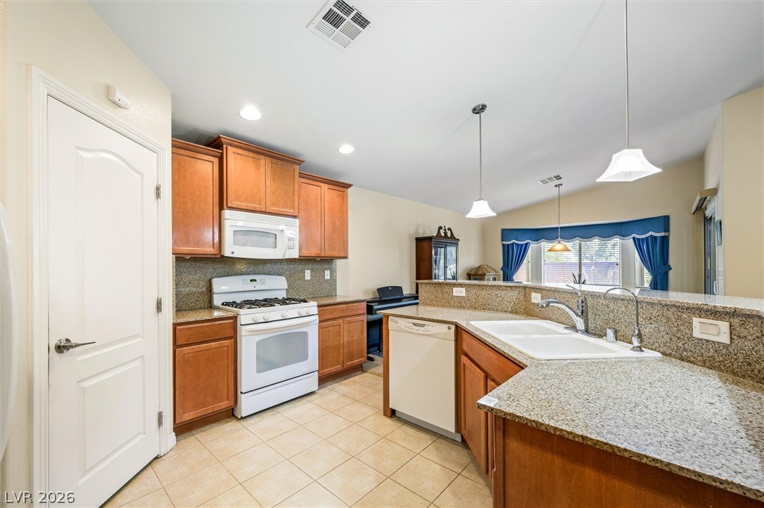 213 Whitetail Archery Avenue North Las Vegas NV 89084