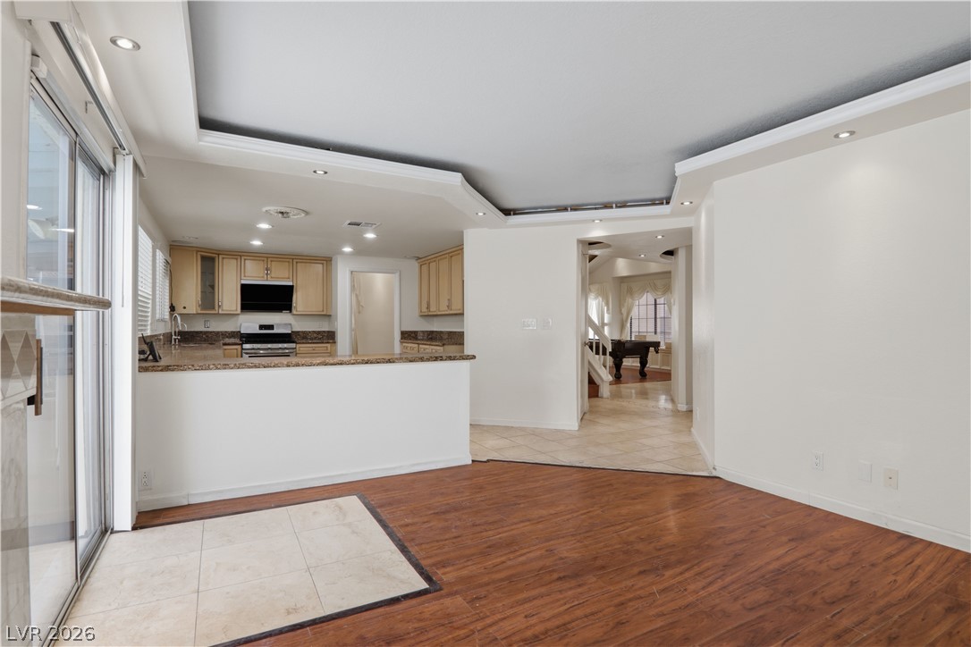 4727 Beaconsfield Street Las Vegas NV 89147