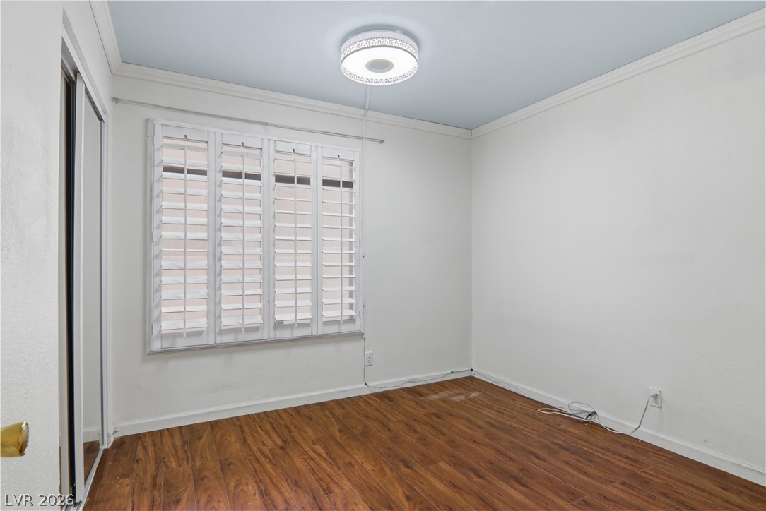 4727 Beaconsfield Street Las Vegas NV 89147