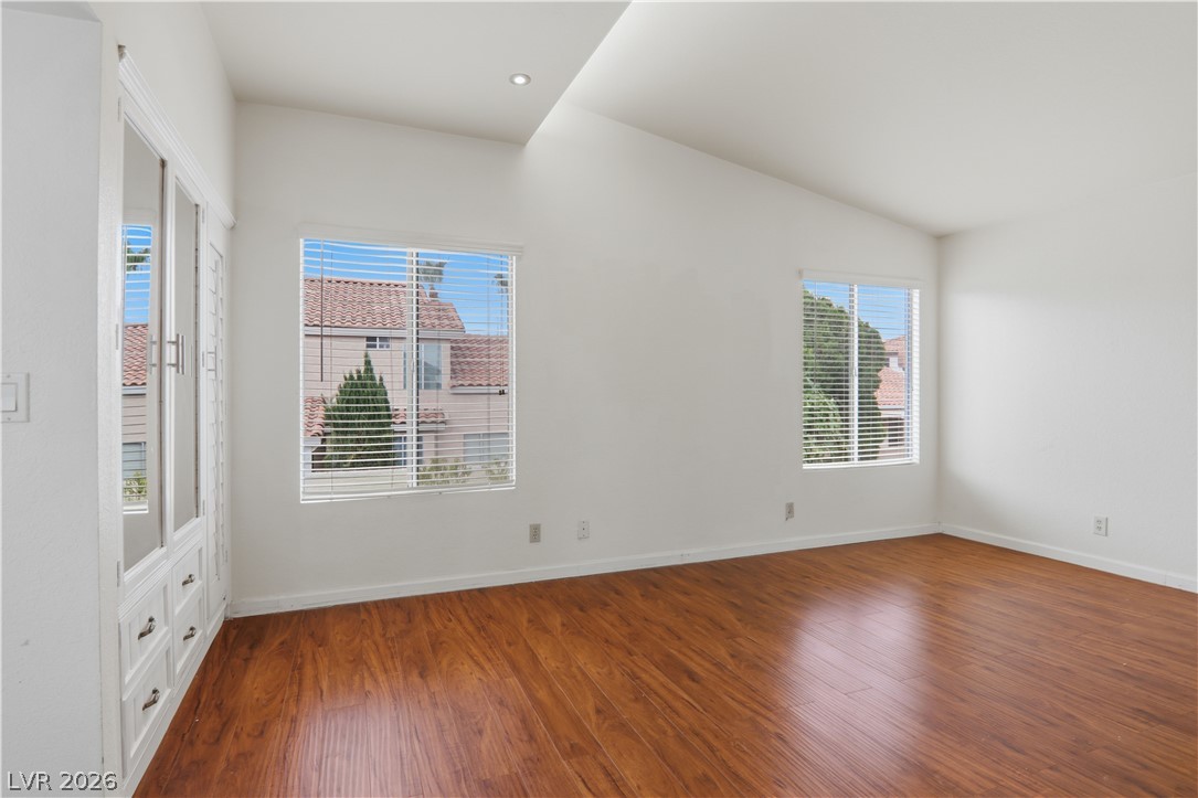 4727 Beaconsfield Street Las Vegas NV 89147