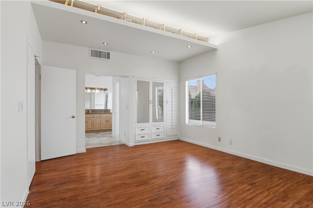 4727 Beaconsfield Street Las Vegas NV 89147