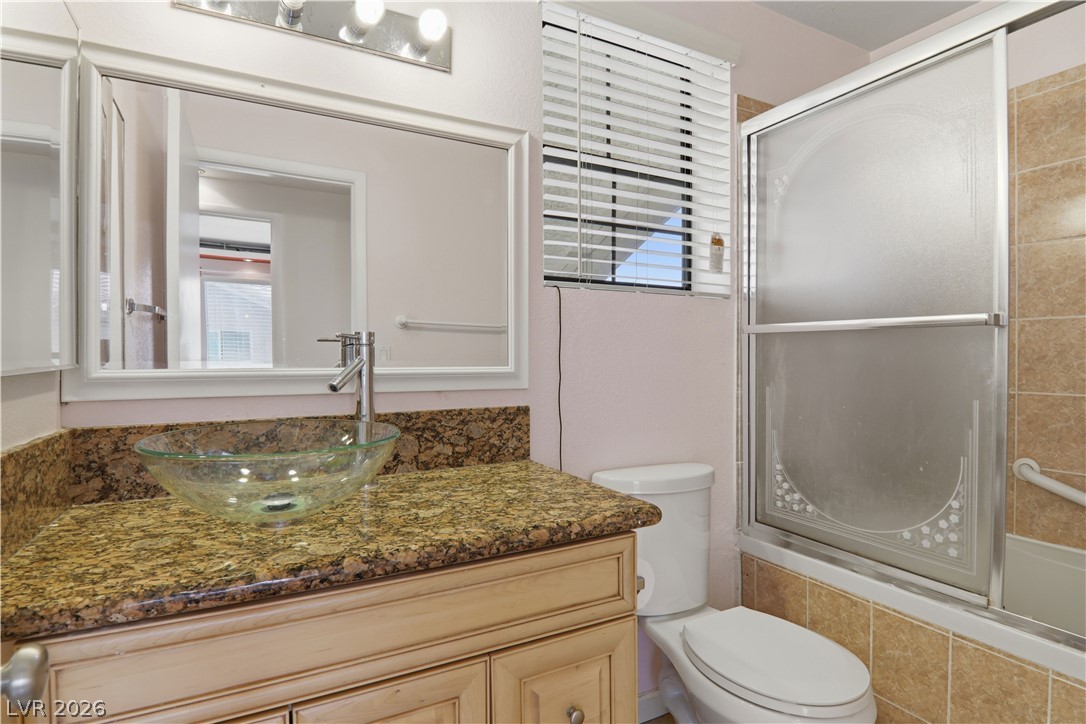 4727 Beaconsfield Street Las Vegas NV 89147