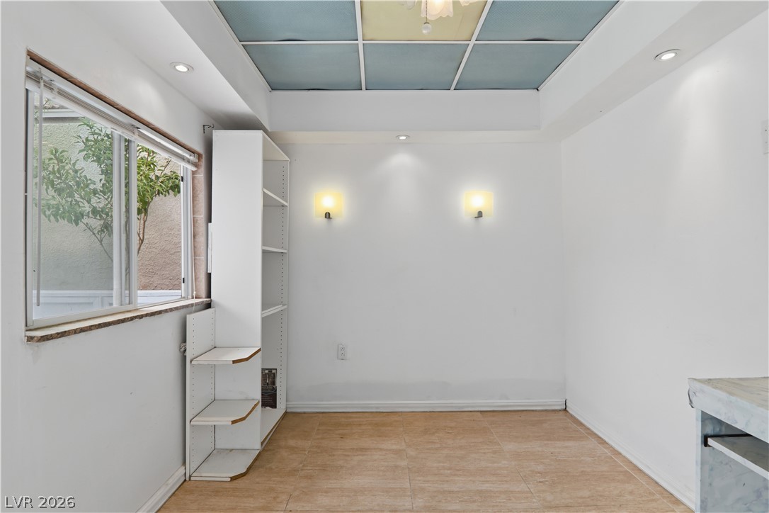 4727 Beaconsfield Street Las Vegas NV 89147
