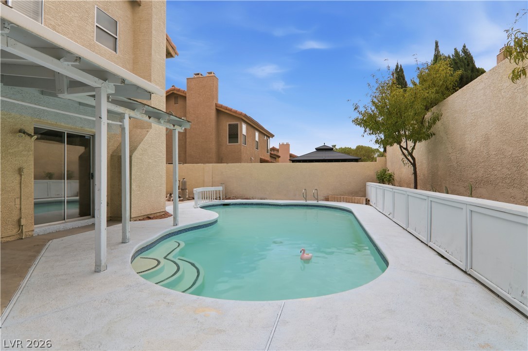 4727 Beaconsfield Street Las Vegas NV 89147