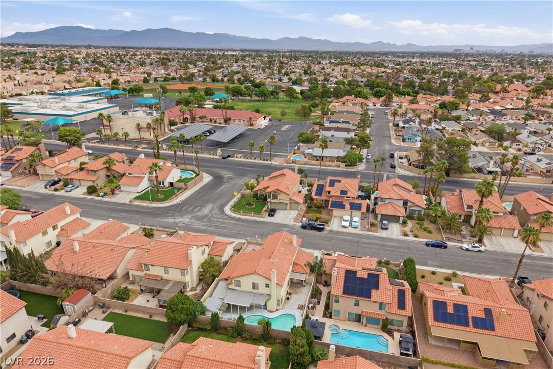 4727 Beaconsfield Street Las Vegas NV 89147