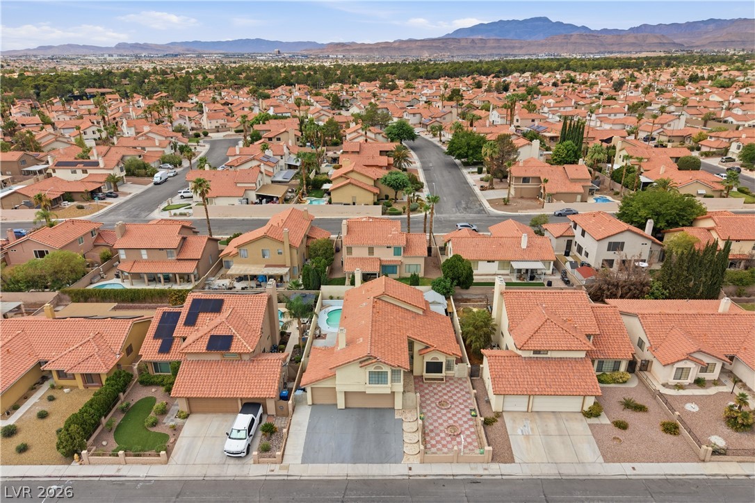4727 Beaconsfield Street Las Vegas NV 89147