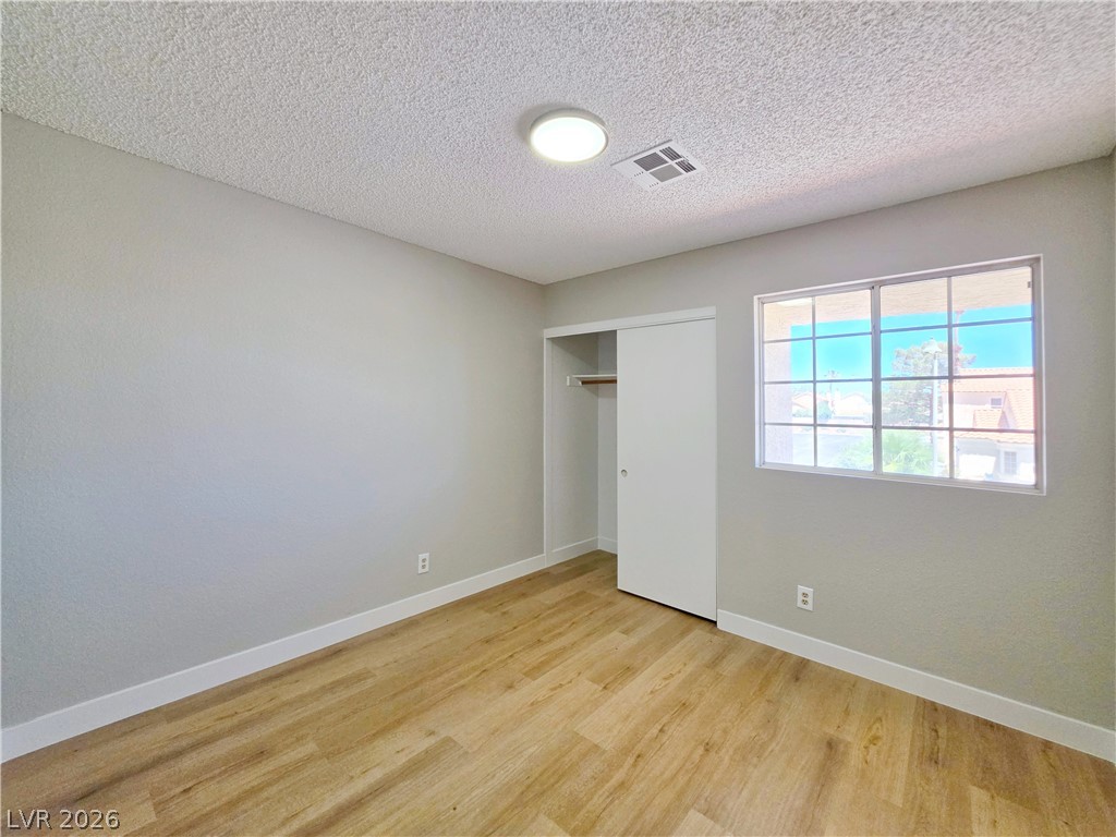 9957 Biscayne Lane Las Vegas NV 89117