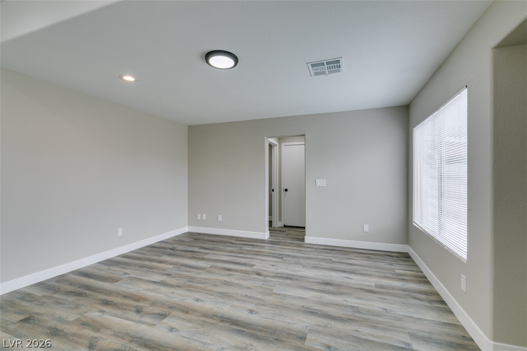 8721 Raindrop Canyon Avenue Las Vegas NV 89129