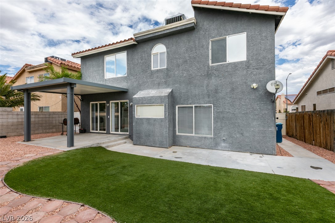 8721 Raindrop Canyon Avenue Las Vegas NV 89129