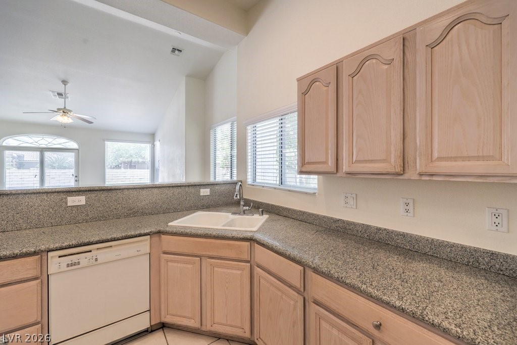 7728 Silver Wells Road Las Vegas NV 89149