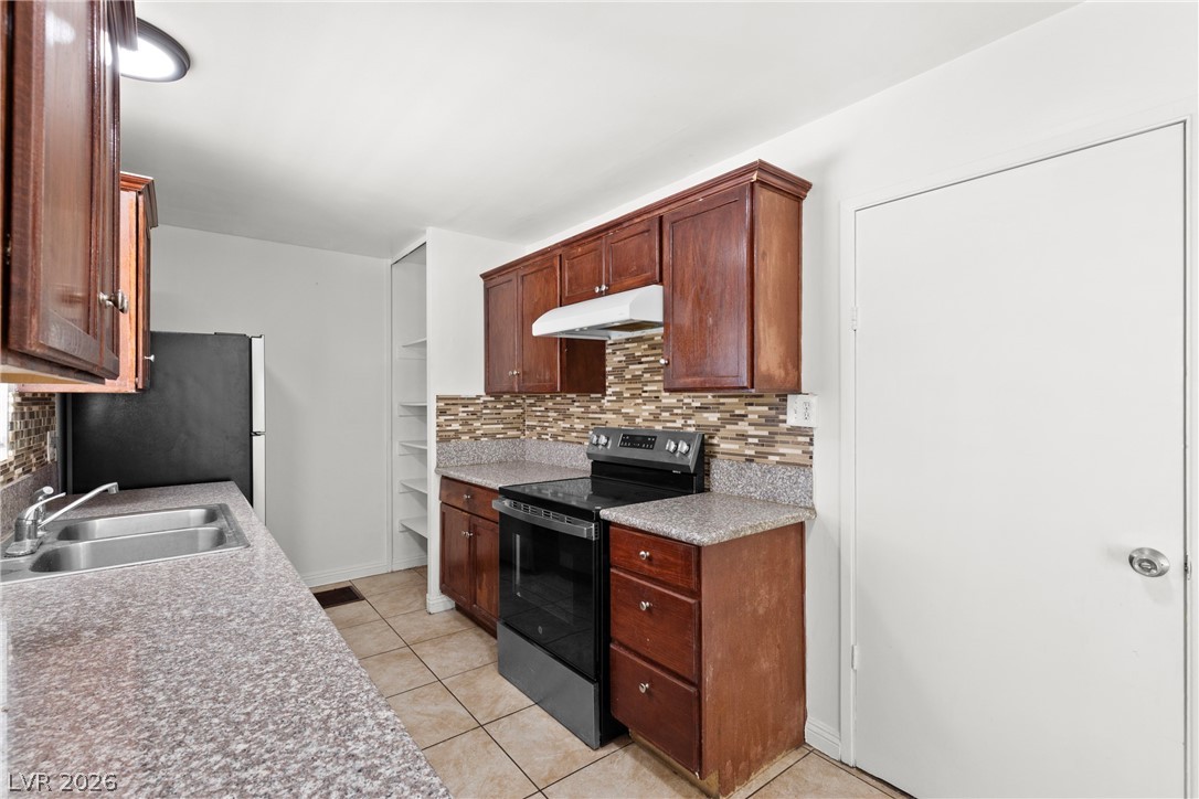 2909 Merritt Avenue Las Vegas NV 89102