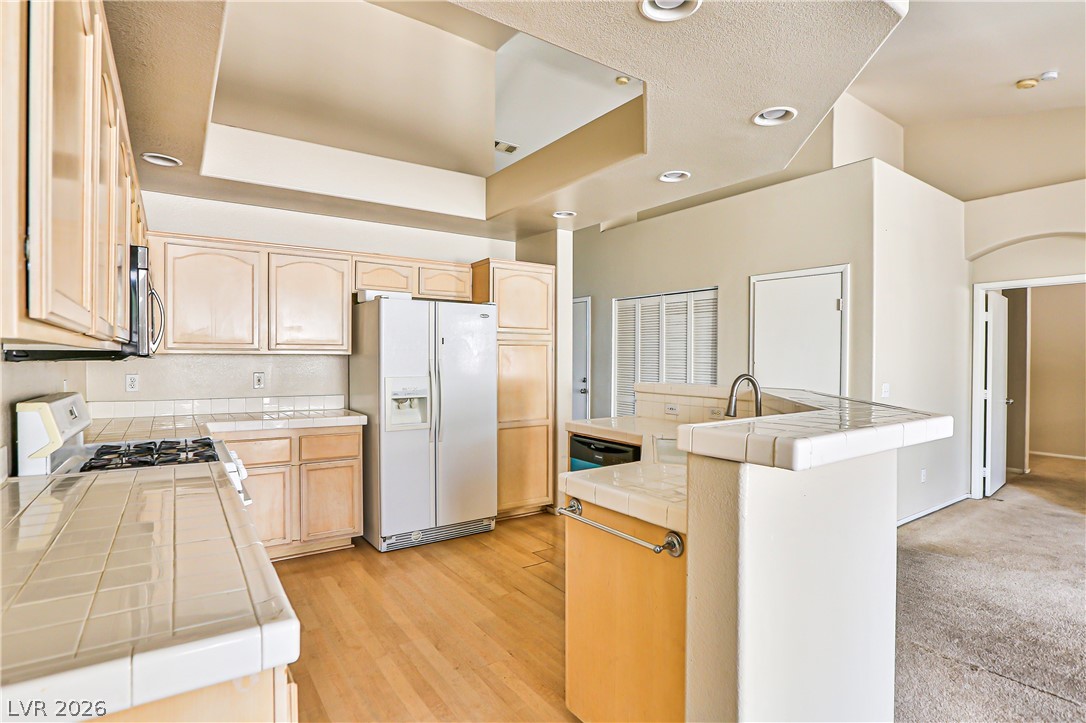 211 Crown Imperial Street Henderson NV 89074