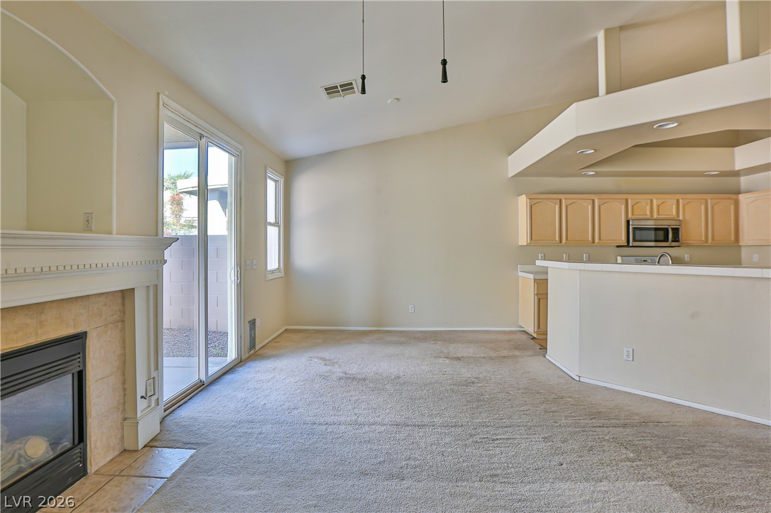 211 Crown Imperial Street Henderson NV 89074