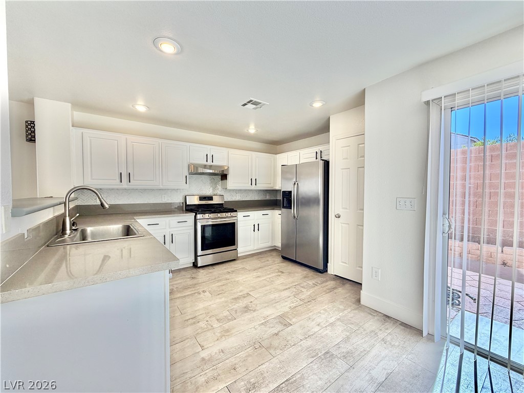 5863 Rose Tiara Drive Las Vegas NV 89139