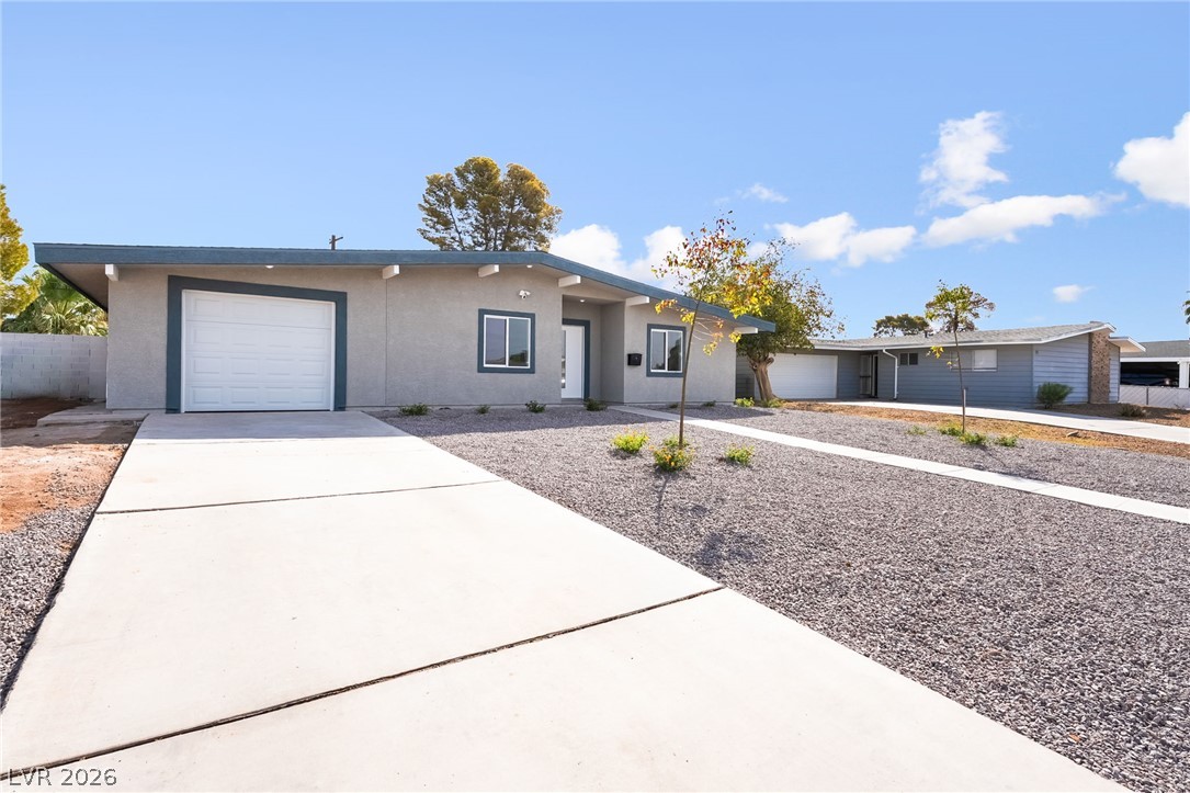 2542 Masters Circle Las Vegas NV 89142