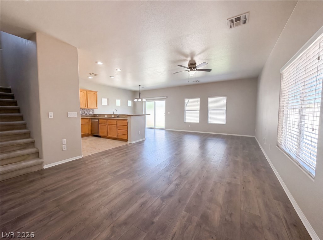 4560 Sunflower Avenue Las Vegas NV 89120