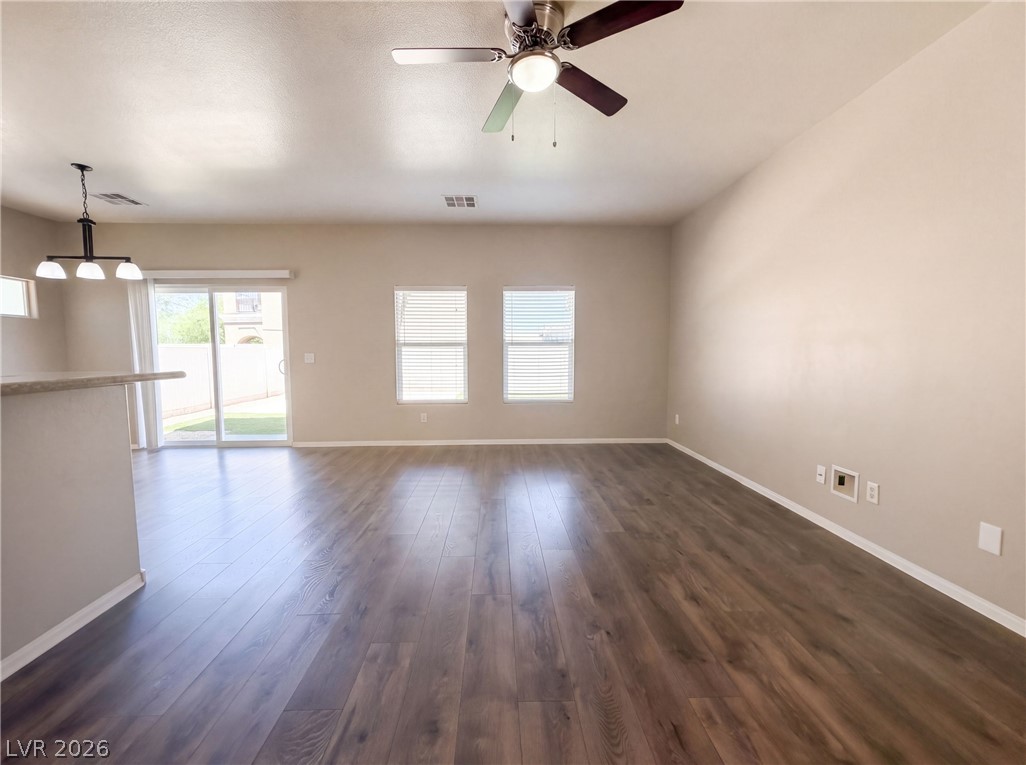 4560 Sunflower Avenue Las Vegas NV 89120