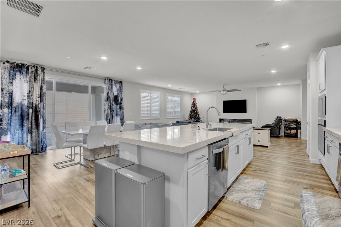 8401 Waterwood Street Las Vegas NV 89166