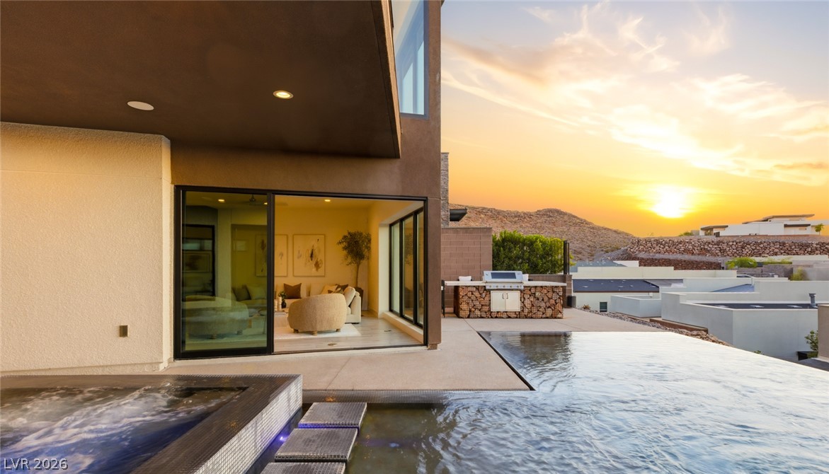 2208 Overlook Canyon Lane Henderson NV 89052