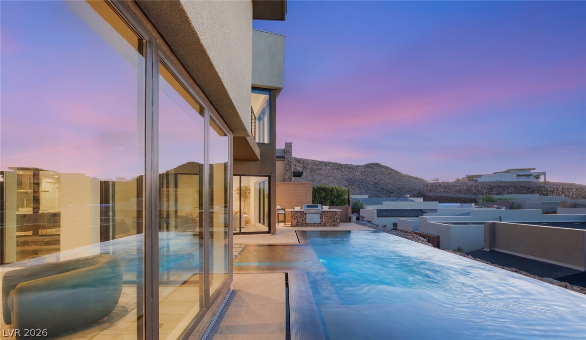 2208 Overlook Canyon Lane Henderson NV 89052