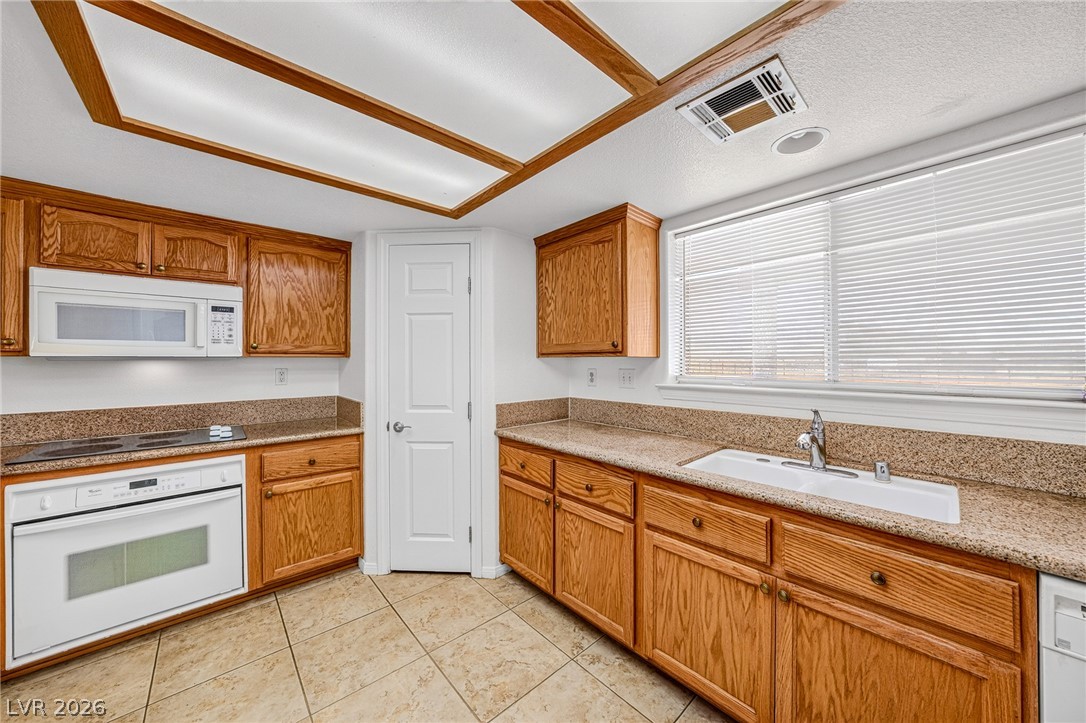 2121 West Labrador Court Pahrump NV 89048
