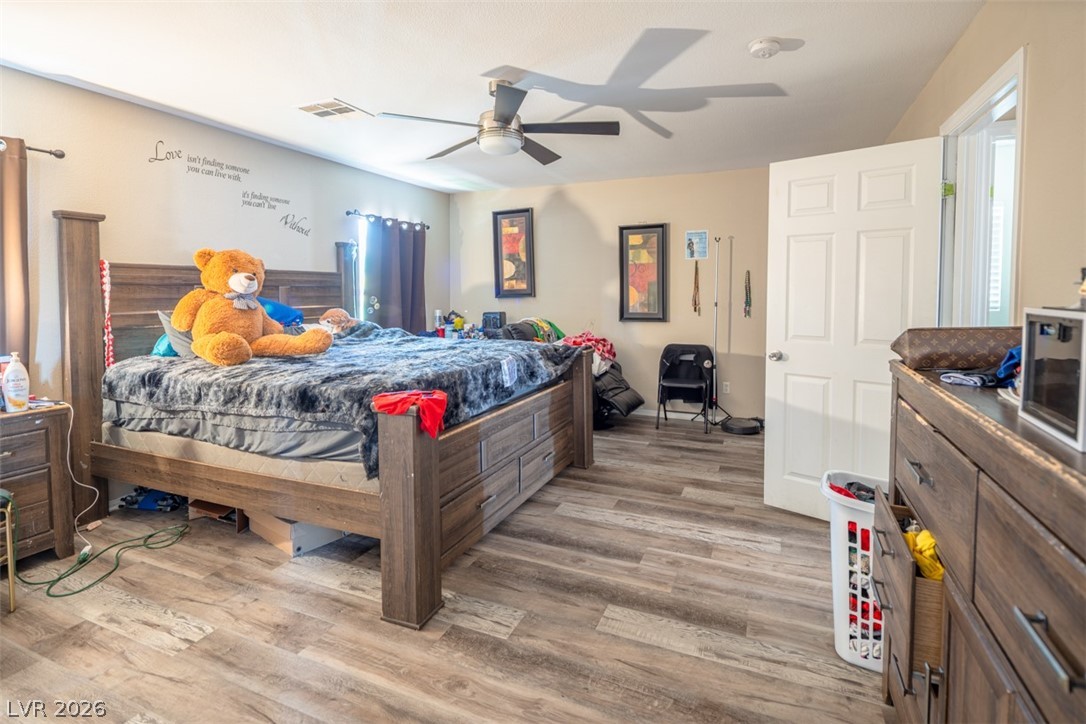 6338 Pronghorn Ridge Avenue Las Vegas NV 89122