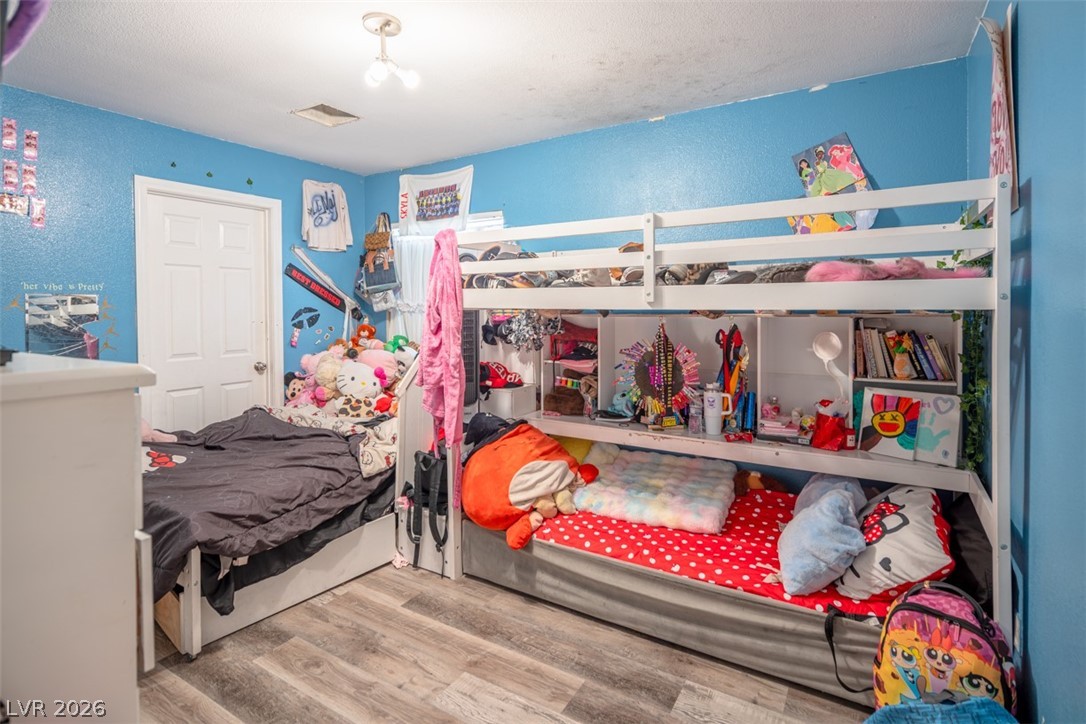 6338 Pronghorn Ridge Avenue Las Vegas NV 89122
