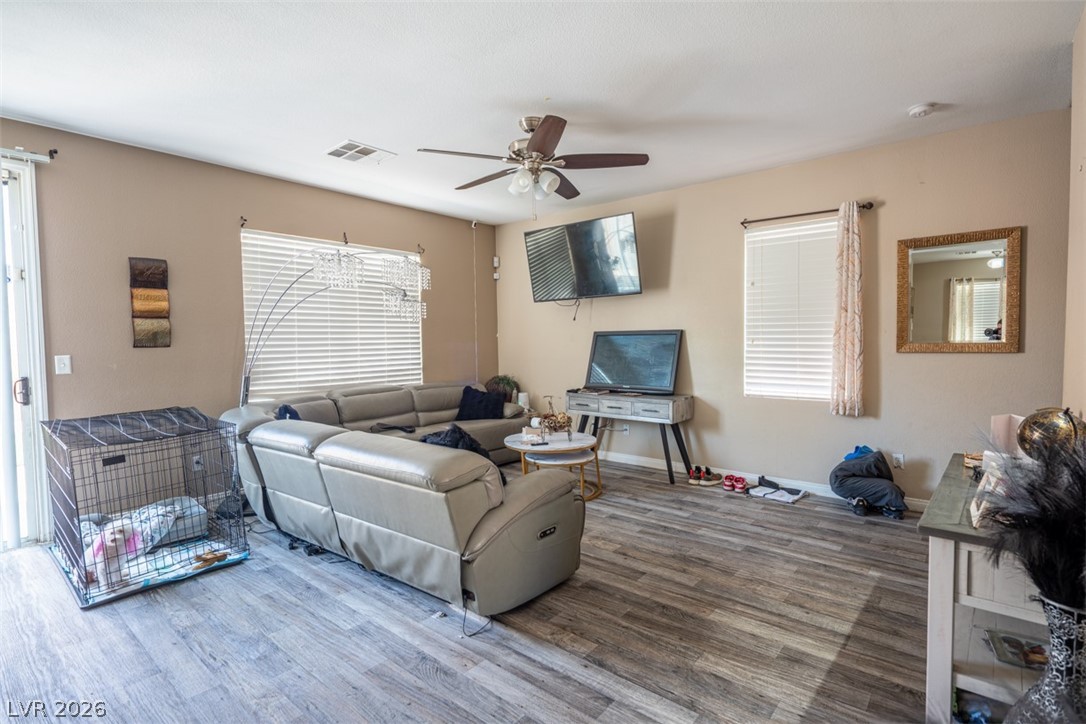 6338 Pronghorn Ridge Avenue Las Vegas NV 89122