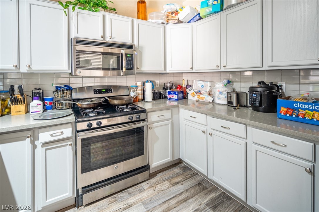 6338 Pronghorn Ridge Avenue Las Vegas NV 89122