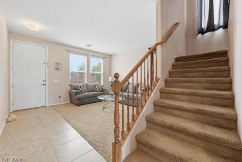 921 Trinity Pond Circle Henderson NV 89002