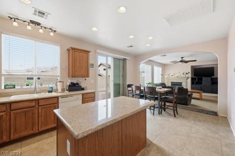 921 Trinity Pond Circle Henderson NV 89002