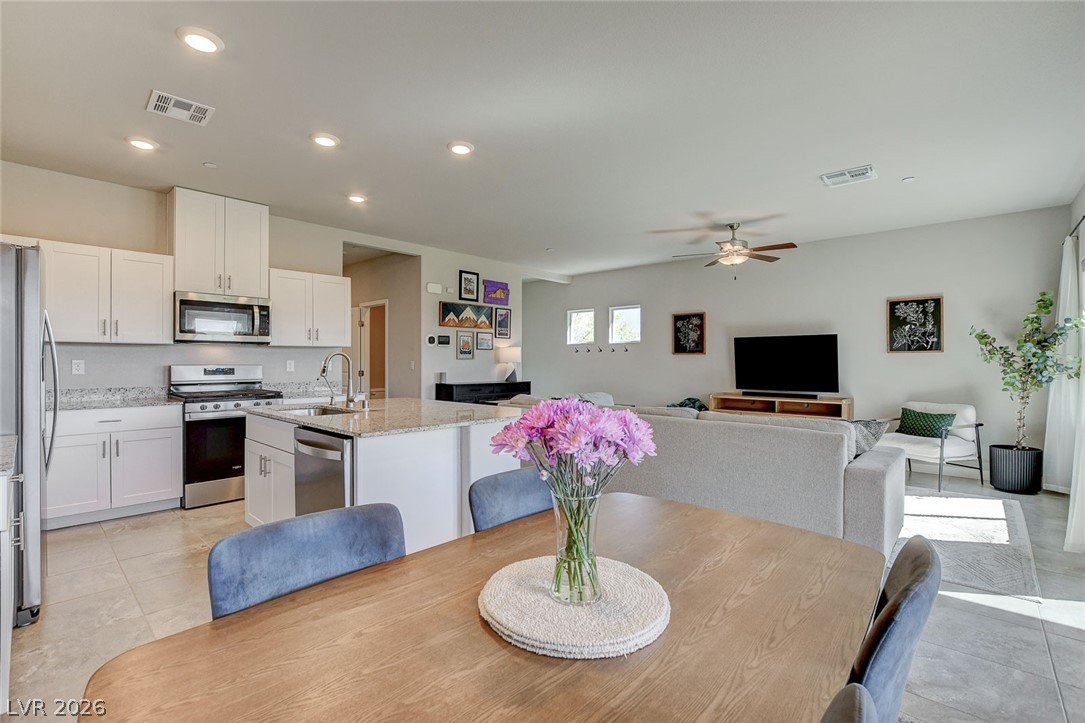 10963 Bristol Park Avenue Las Vegas NV 89166
