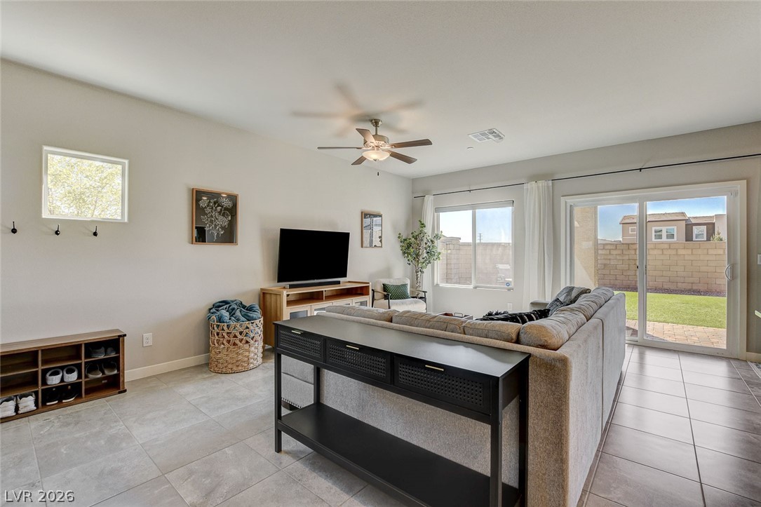 10963 Bristol Park Avenue Las Vegas NV 89166