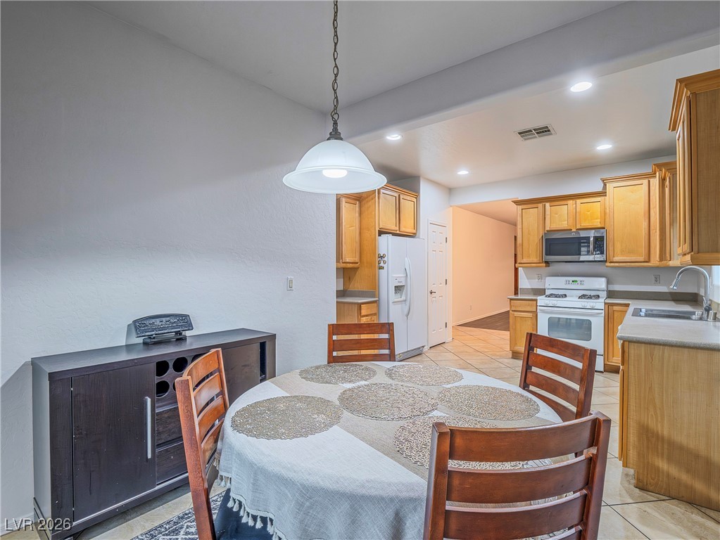 3879 Paint Court Las Vegas NV 89122