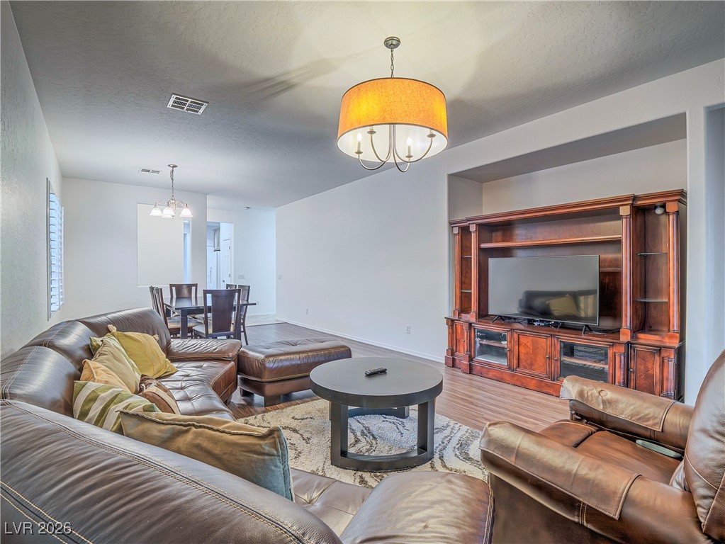 3879 Paint Court Las Vegas NV 89122
