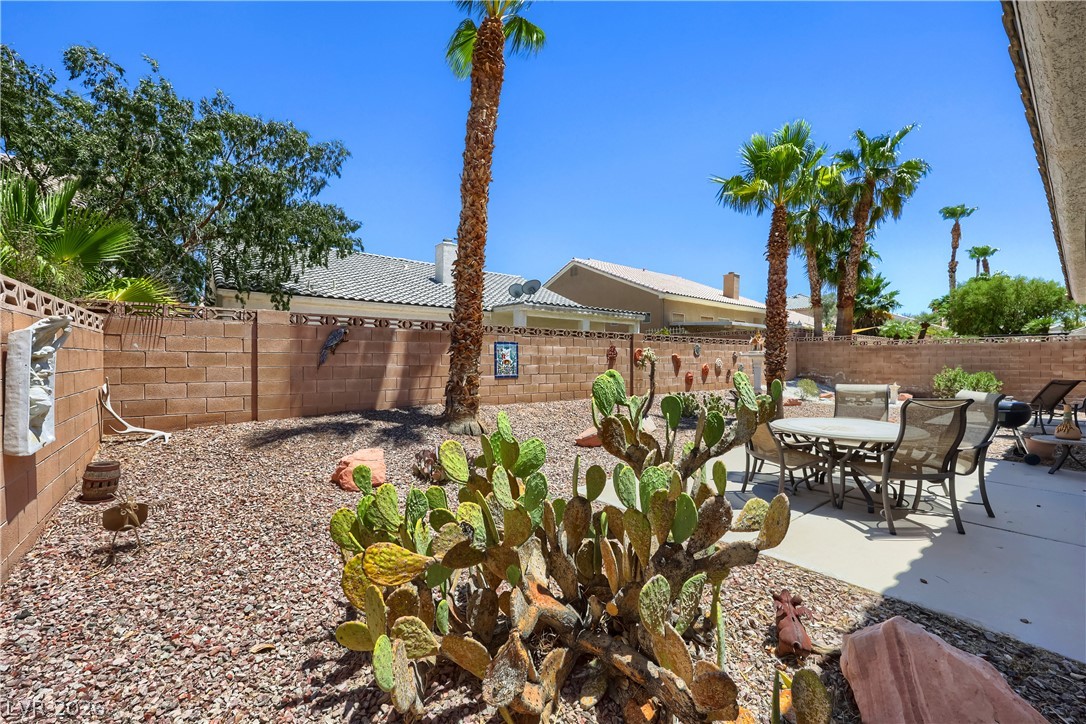 7442 Midfield Court Las Vegas NV 89120