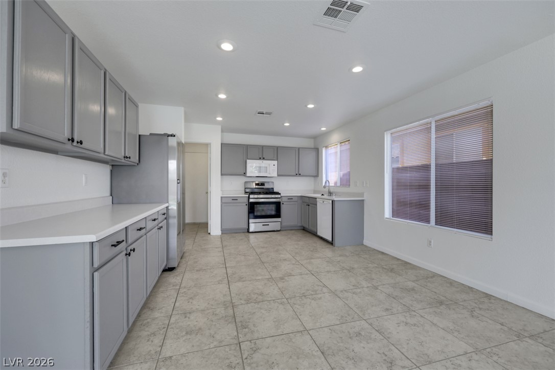 3244 Little Stream Street Las Vegas NV 89135