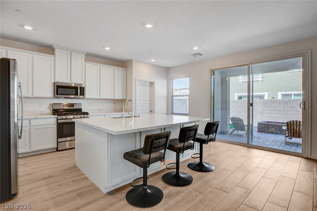 9262 Aiden Valley Avenue Las Vegas NV 89143