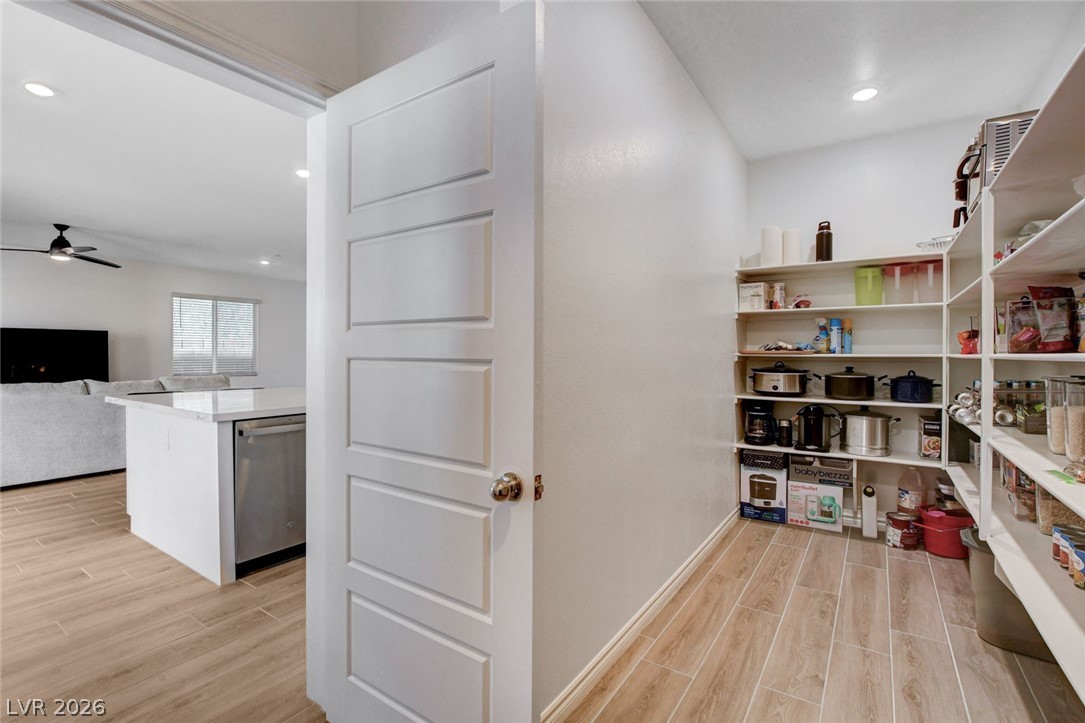 9262 Aiden Valley Avenue Las Vegas NV 89143