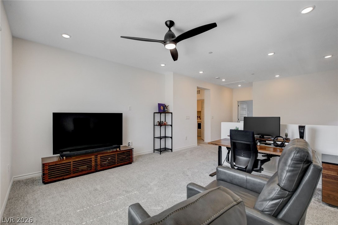 9262 Aiden Valley Avenue Las Vegas NV 89143