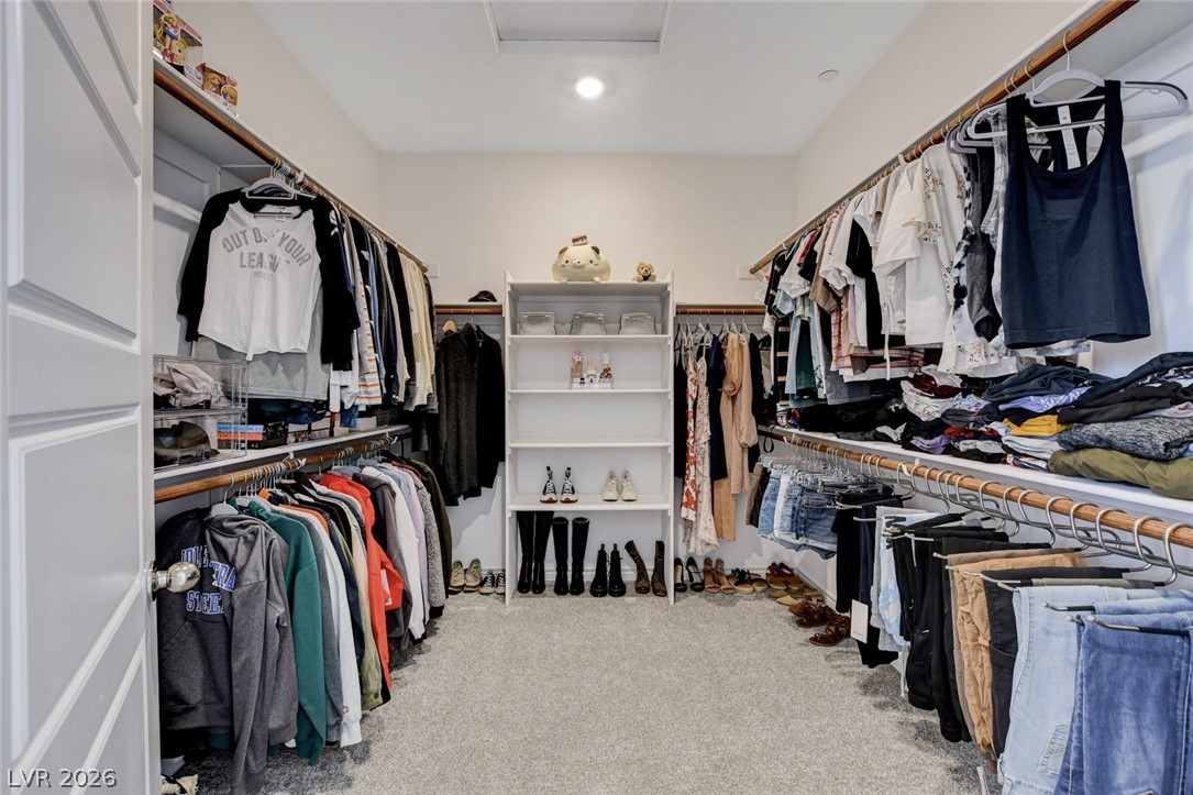 9262 Aiden Valley Avenue Las Vegas NV 89143