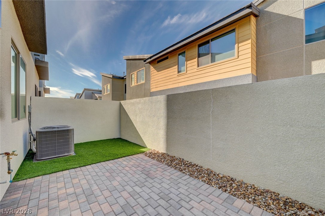 3350 Via Strada Street Henderson NV 89044