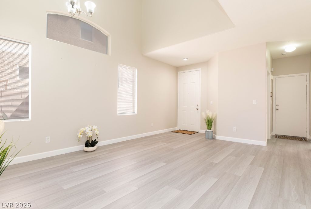 7019 Azure Beach Street Las Vegas NV 89148