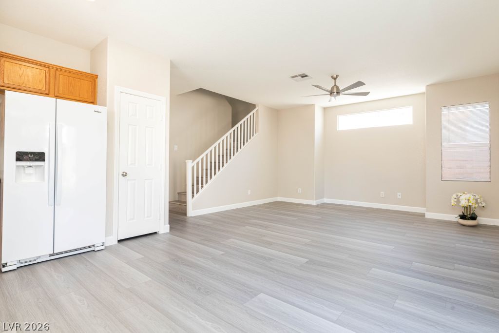 7019 Azure Beach Street Las Vegas NV 89148